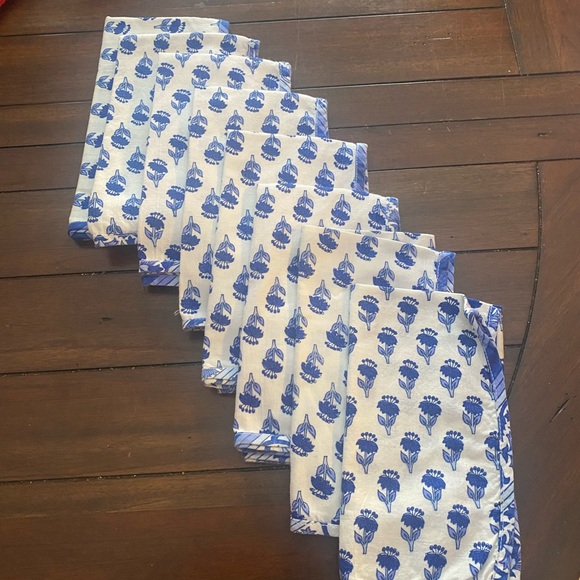 Set of 8 Cobalt and White Colored Cloth Napkins - Picture 6 of 6